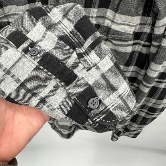 EVERLANE The Brushed Flannel Cotton Black Grey Plaid Button Down Shirt // XL - Picture 7 of 12